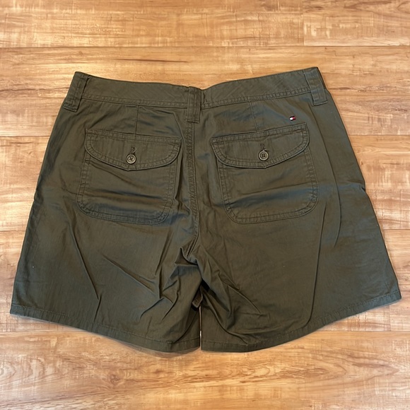 Like New Tommy Hilfiger Shorts - Picture 2 of 2